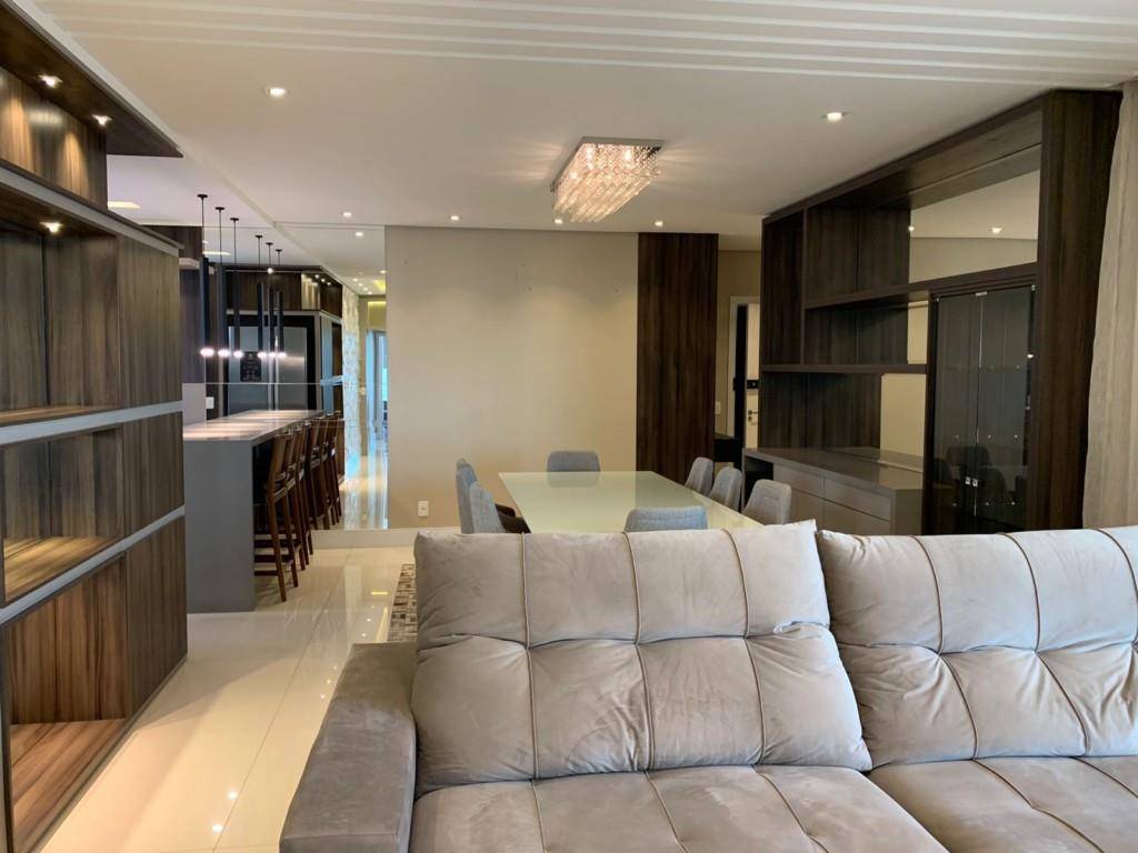 Apartamento para venda no Centro em Ponta Grossa com 254,92m² por R$ 1.250.000,00