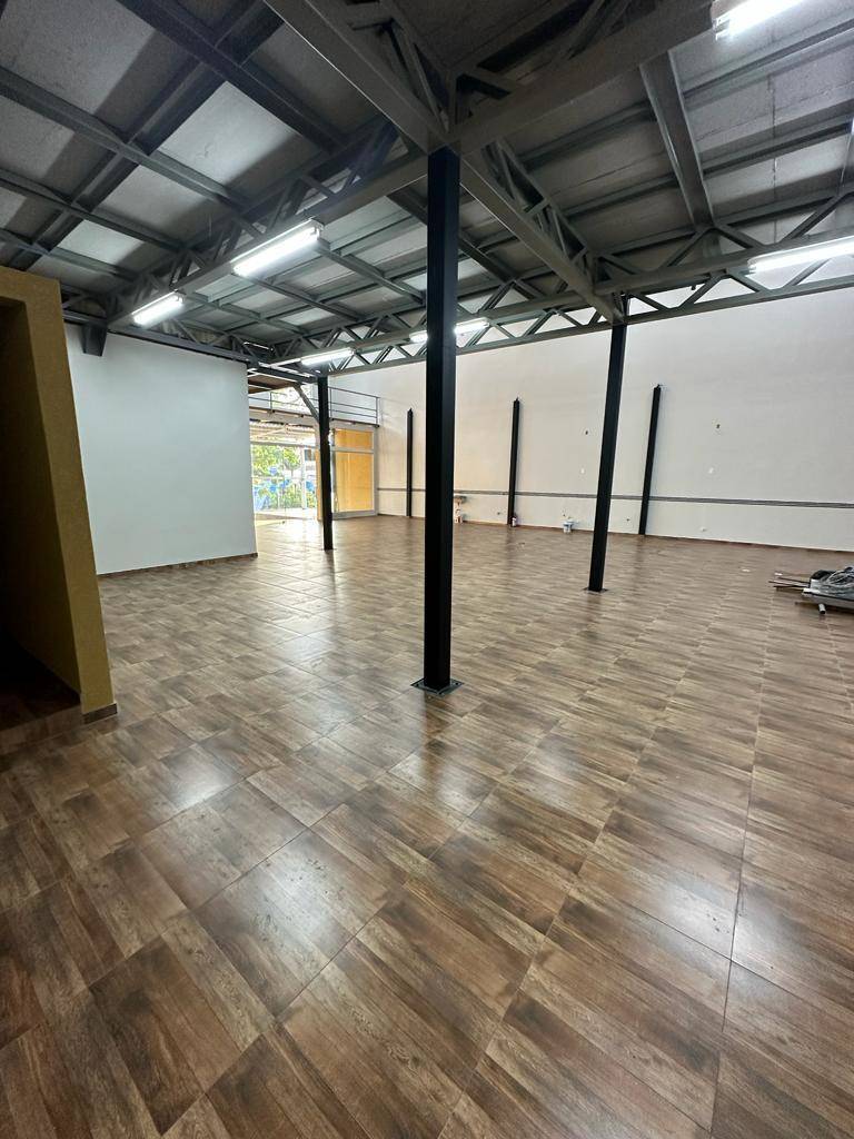 Sala para venda no Centro em Ponta Grossa com 480m² por R$ 1.300.000,00