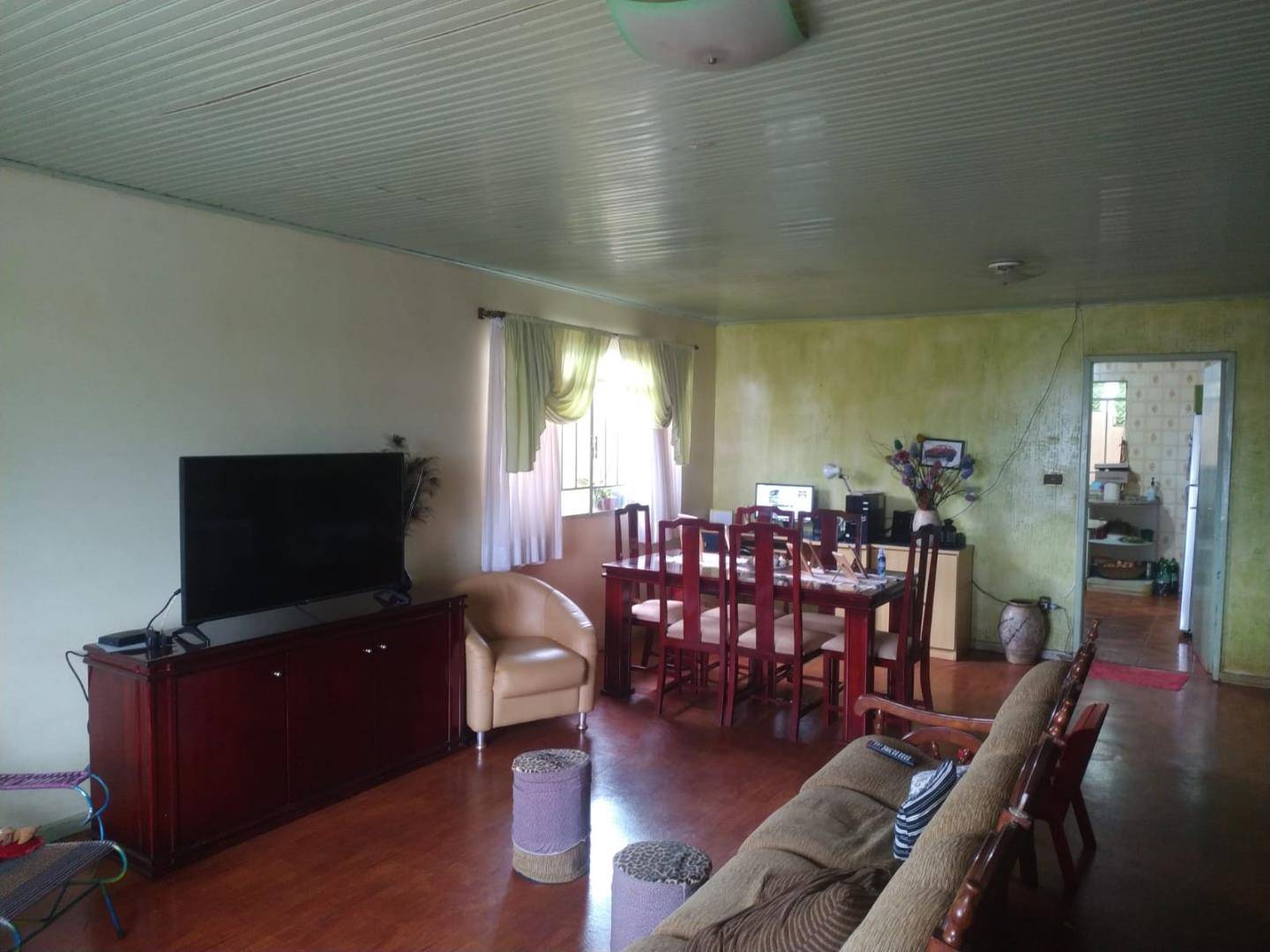 Casa para venda no Oficinas em Ponta Grossa com 300m² por R$ 800.000,00