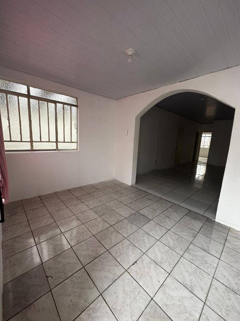 Sala para locacao no Centro em Ponta Grossa com 210m² por R$ 1.490,00