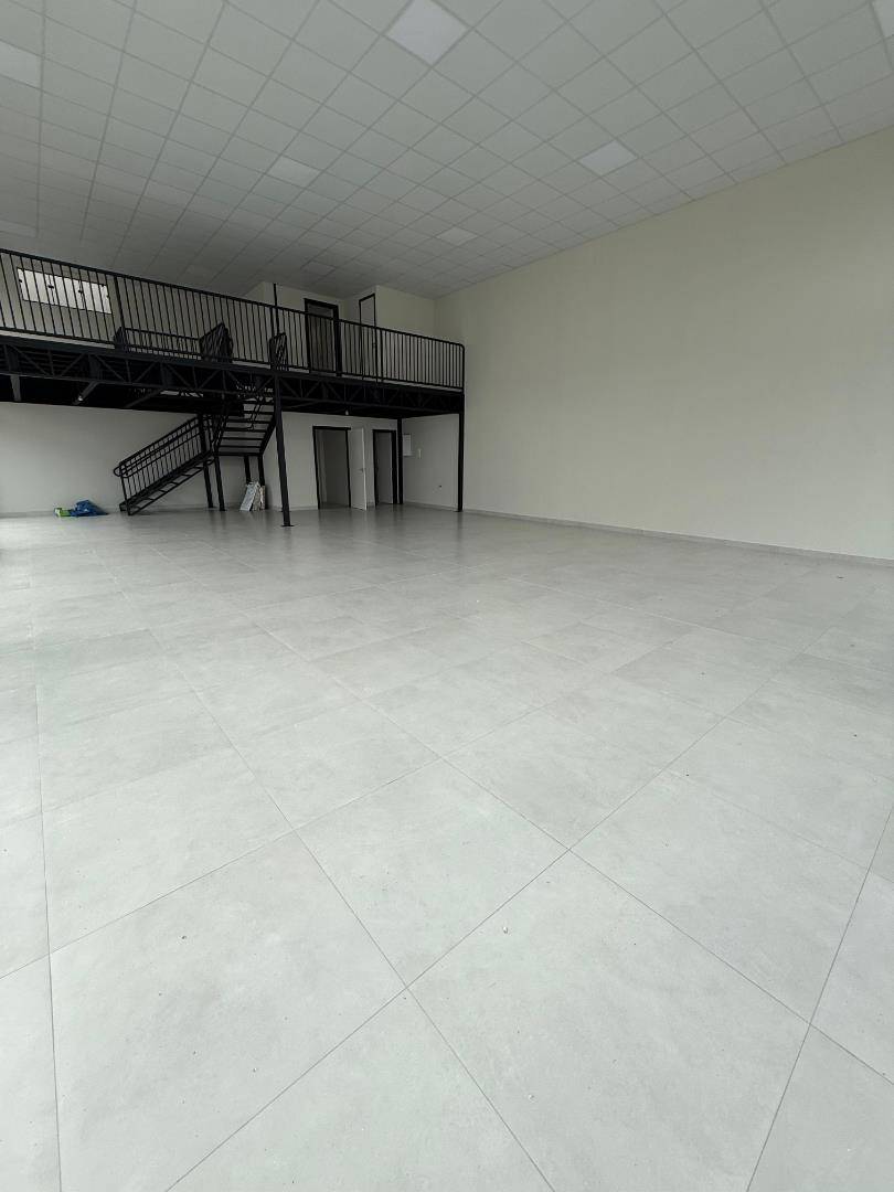 Sala para locacao no Oficinas em Ponta Grossa com 210m² por R$ 15.000,00