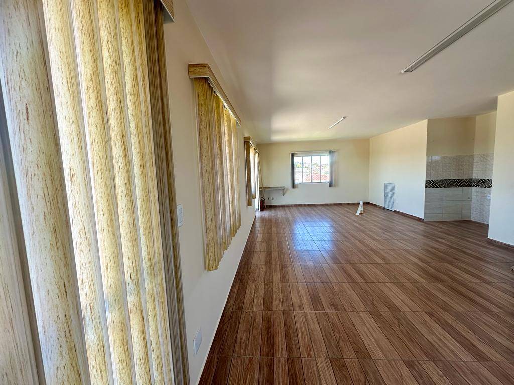 Apartamento para venda no Uvaranas em Ponta Grossa com 230m² por R$ 650.000,00