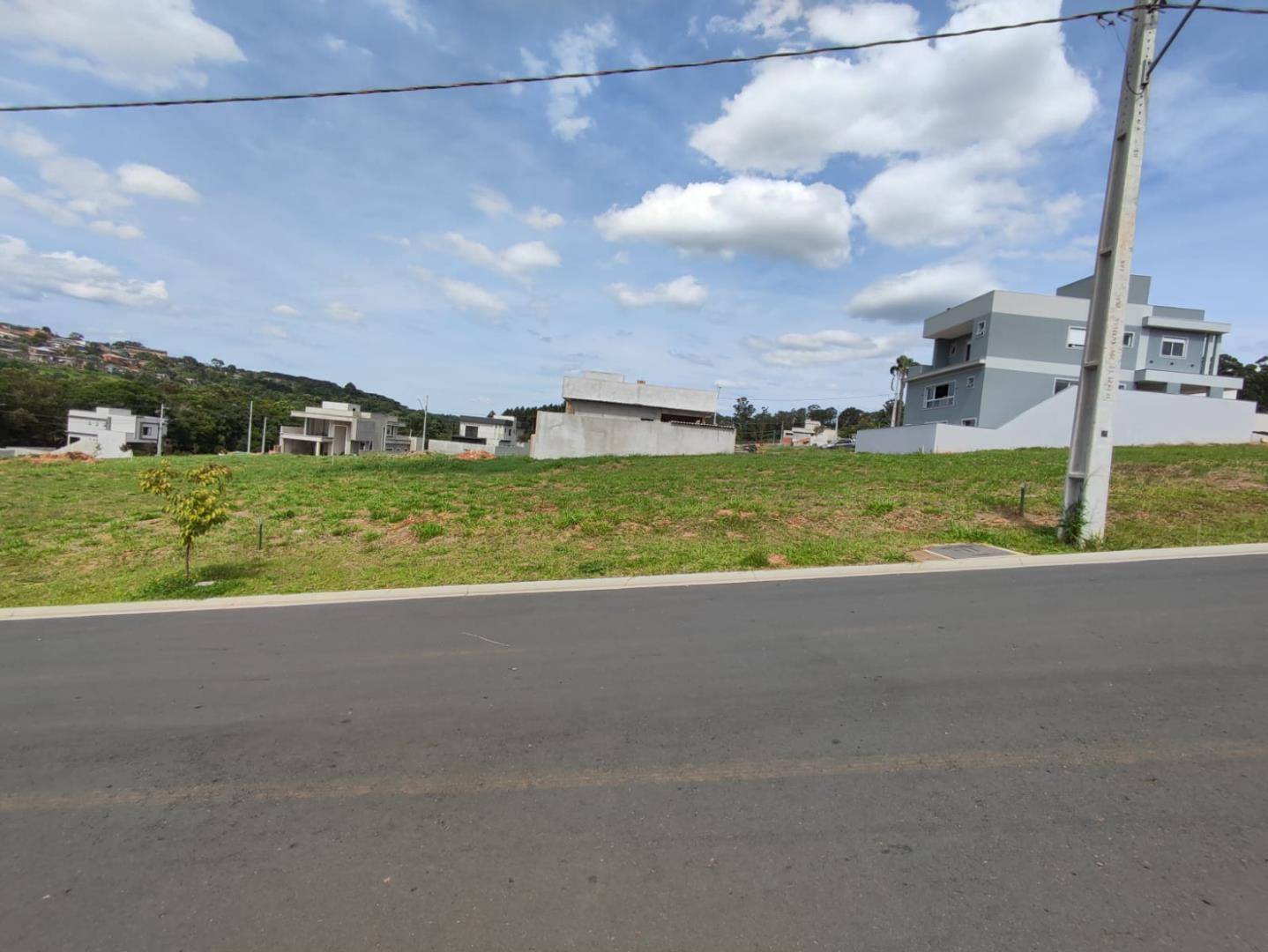 Terreno para venda no Órfas em Ponta Grossa com 311,04m² por R$ 275.000,00