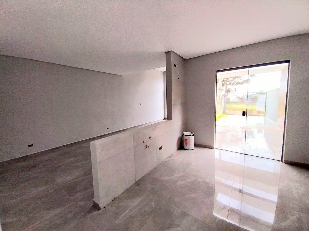 Casa para venda no Uvaranas em Ponta Grossa com 90m² por R$ 360.000,00