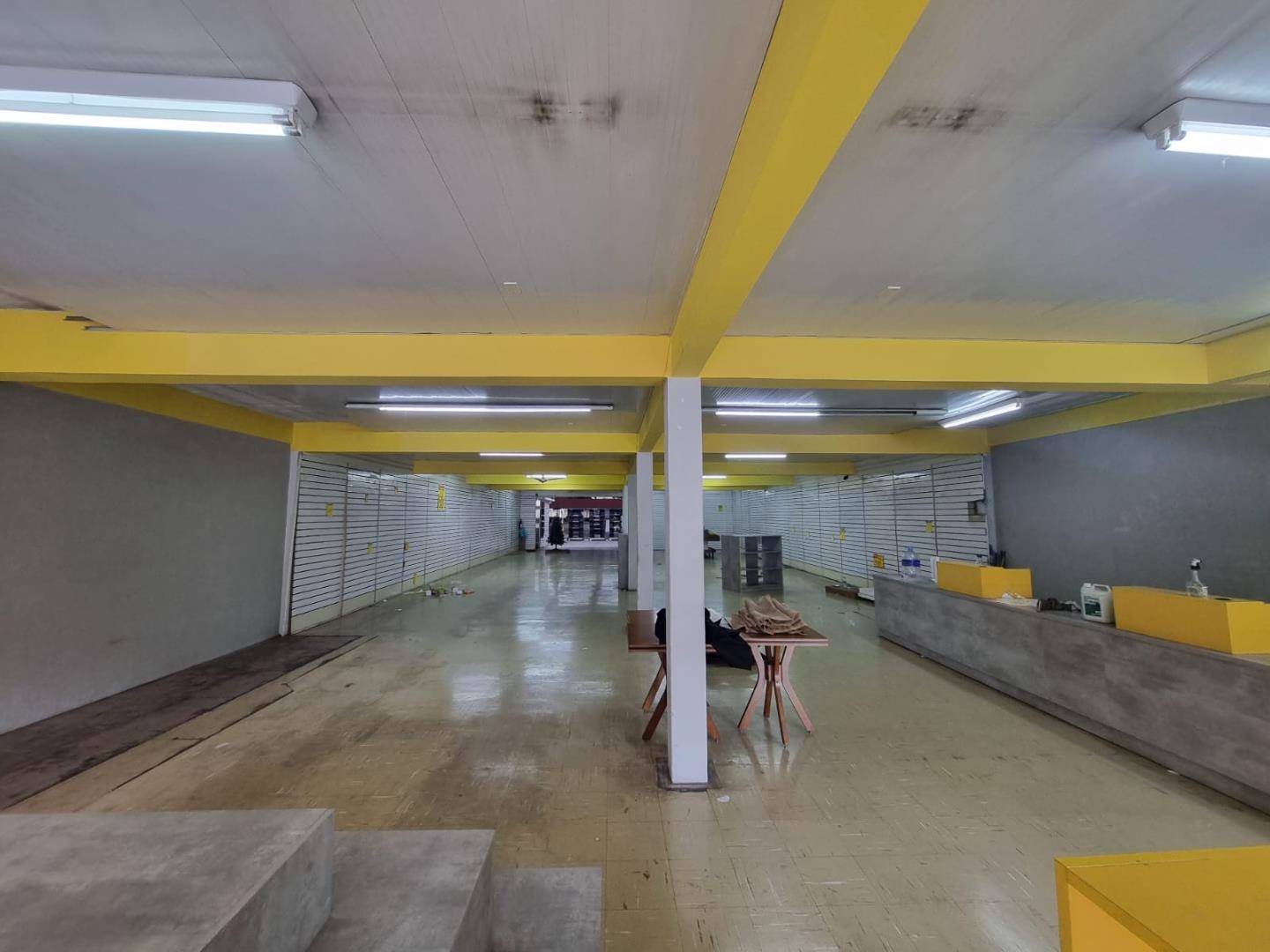 Sala para locacao no Centro em Ponta Grossa com 1.300m² por R$ 25.000,00