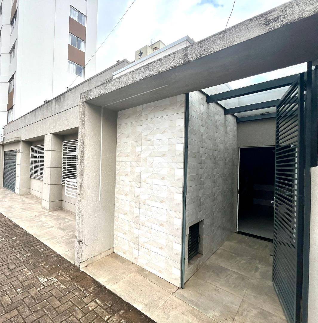 Sala para locacao no Centro em Ponta Grossa com 200m² por R$ 12.000,00