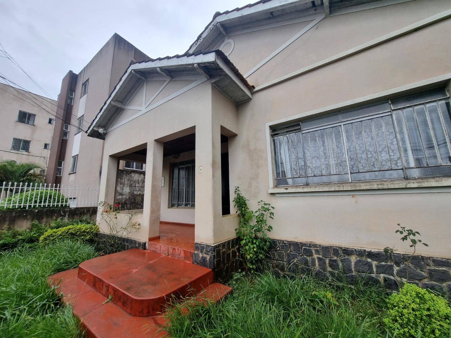 Casa para venda no Centro em Ponta Grossa com 555m² por R$ 1.300.000,00