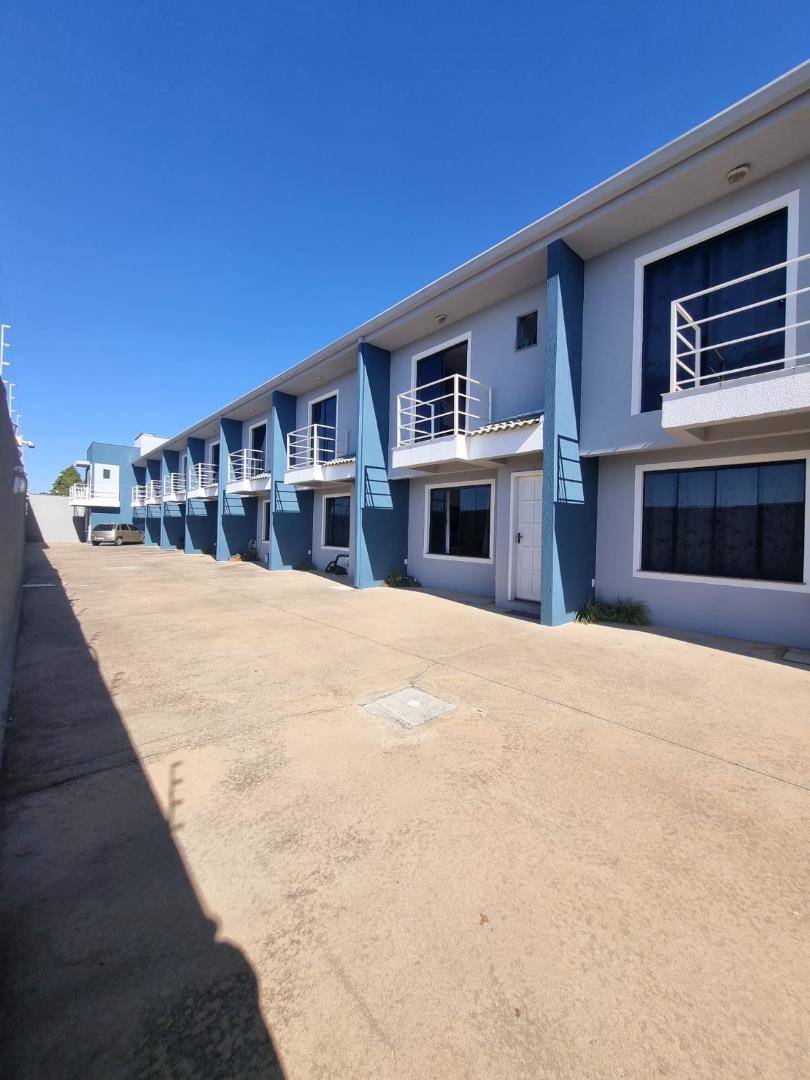Sobrado para venda no Uvaranas em Ponta Grossa com 53m² por R$ 255.000,00