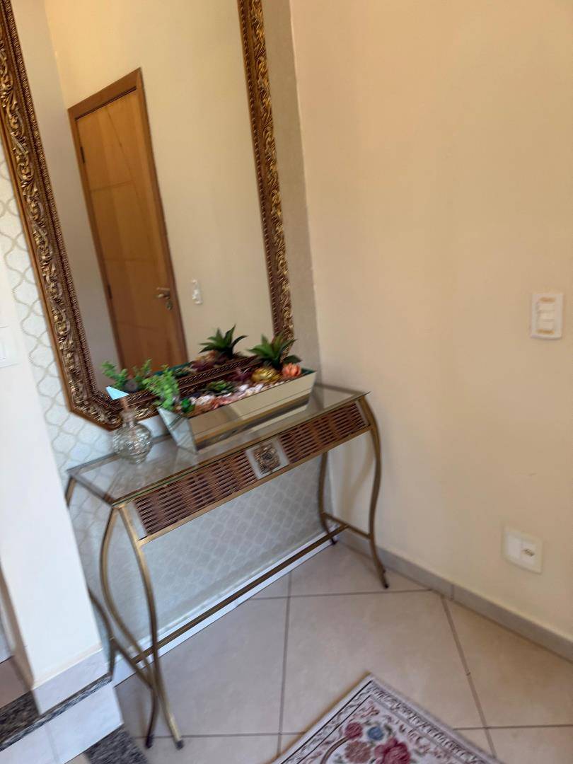 Apartamento para venda no Centro em Ponta Grossa com 154m² por R$ 399.000,00