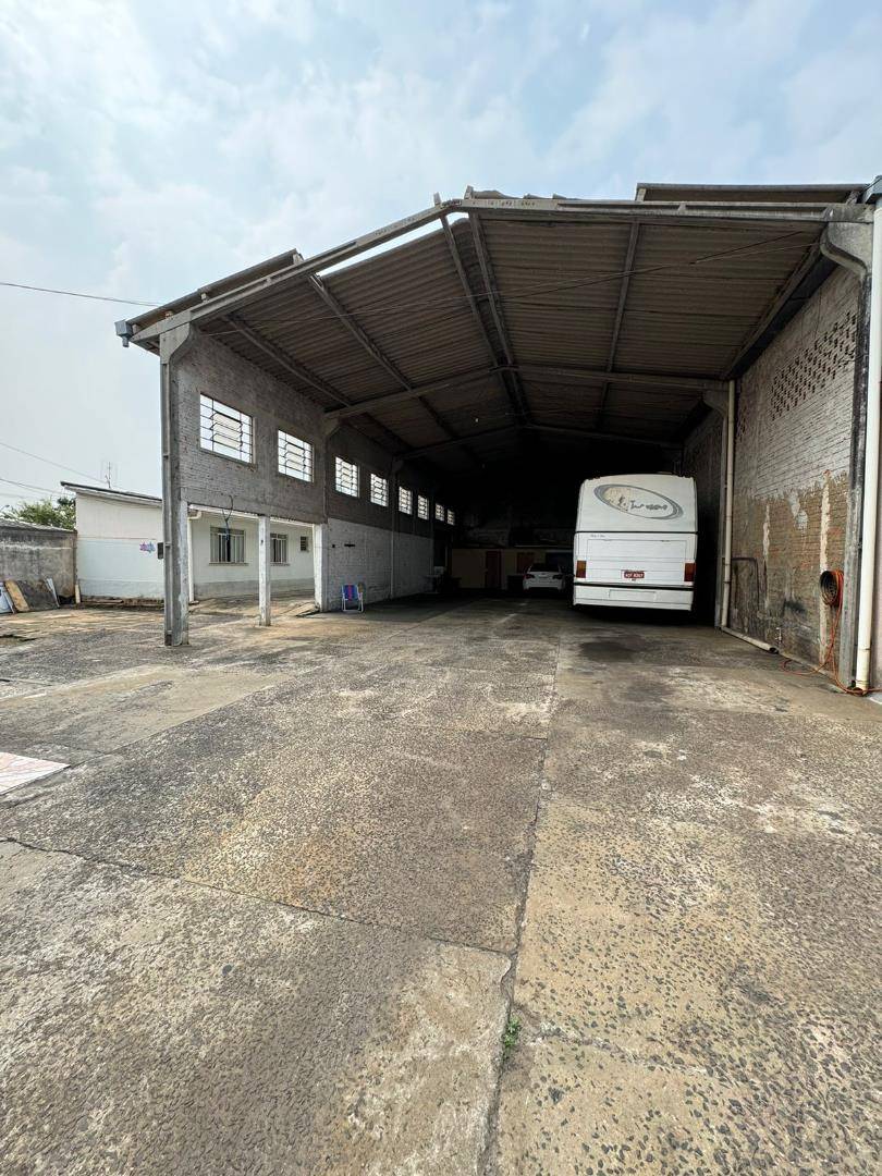 Casa para venda no Uvaranas em Ponta Grossa com 792m² por R$ 750.000,00