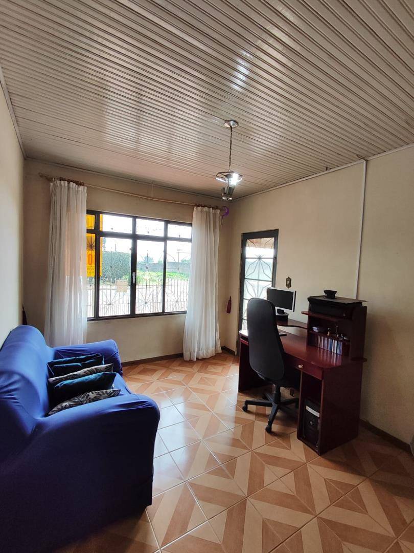 Casa para venda no Uvaranas em Ponta Grossa com 374m² por R$ 600.000,00