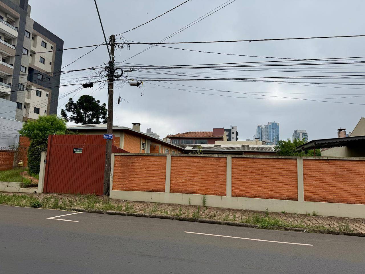 Casa para locacao no Oficinas em Ponta Grossa com 924m² por R$ 7.000,00