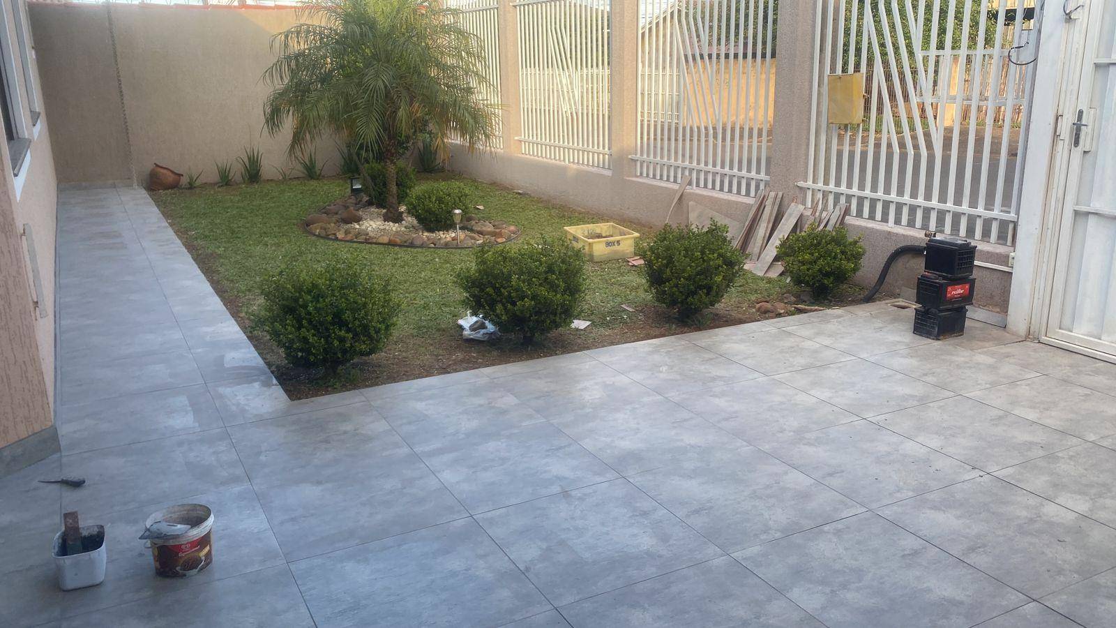Casa para venda no Colonia Dona Luiza em Ponta Grossa com 429m² por R$ 830.000,00