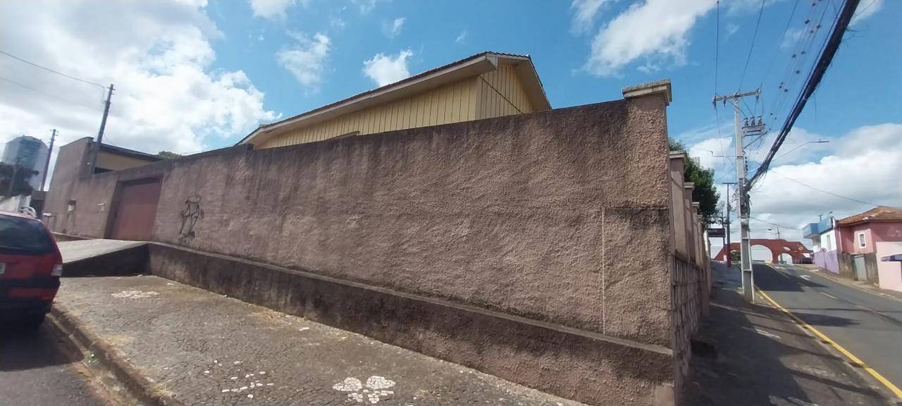 Terreno para locacao no Uvaranas em Ponta Grossa com 392m² por R$ 0,00