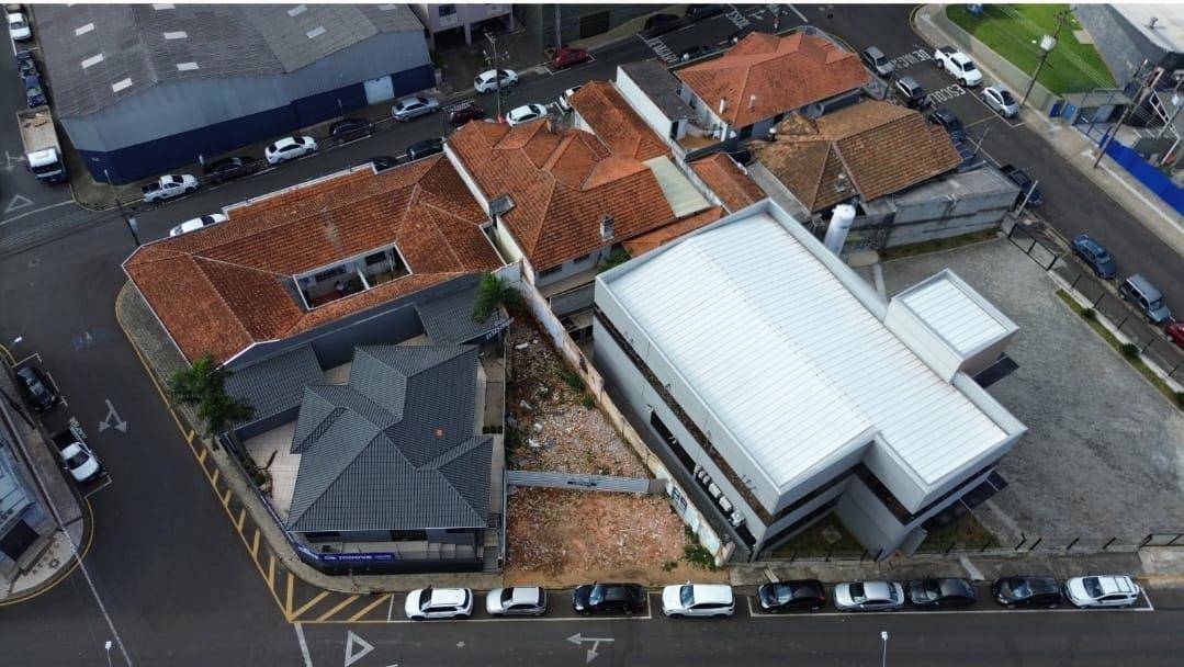 Casa para venda no Centro em Ponta Grossa com 182m² por R$ 1.200.000,00