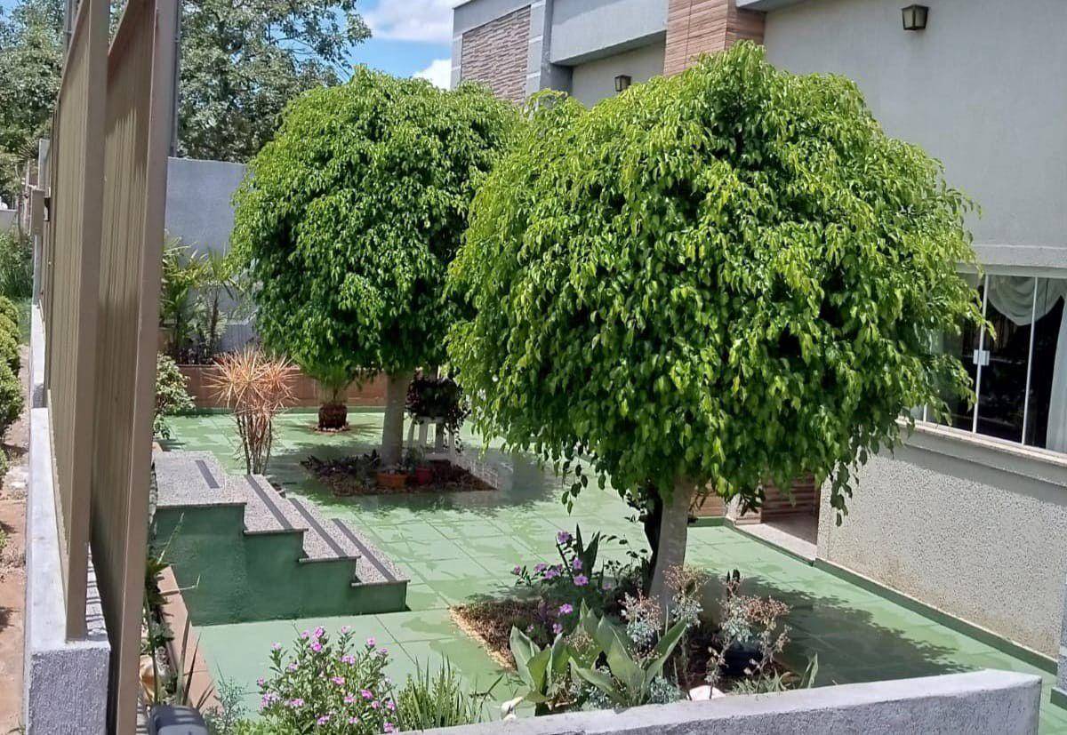 Casa para venda no Uvaranas em Ponta Grossa com 0m² por R$ 600.000,00