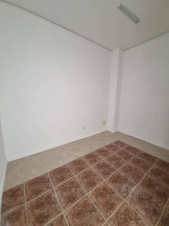 Sala para venda no Centro em Ponta Grossa com 600m² por R$ 1.800.000,00