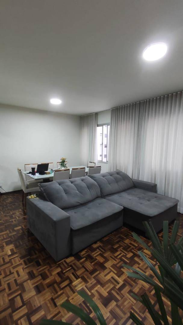Apartamento para venda no Centro em Ponta Grossa com 179m² por R$ 410.000,00