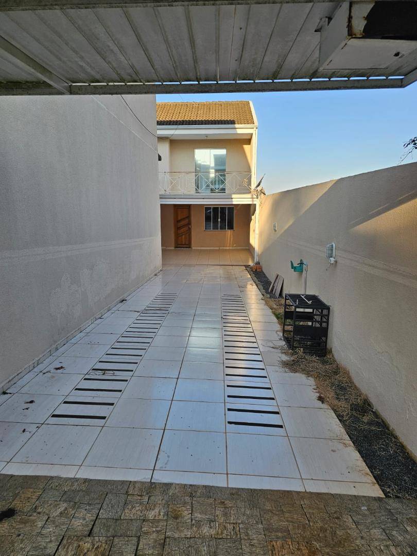 Sobrado para locacao no Oficinas em Ponta Grossa com 0m² por R$ 2.200,00