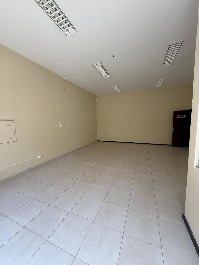 Sala para locacao no Centro em Ponta Grossa com 322,5m² por R$ 13.000,00