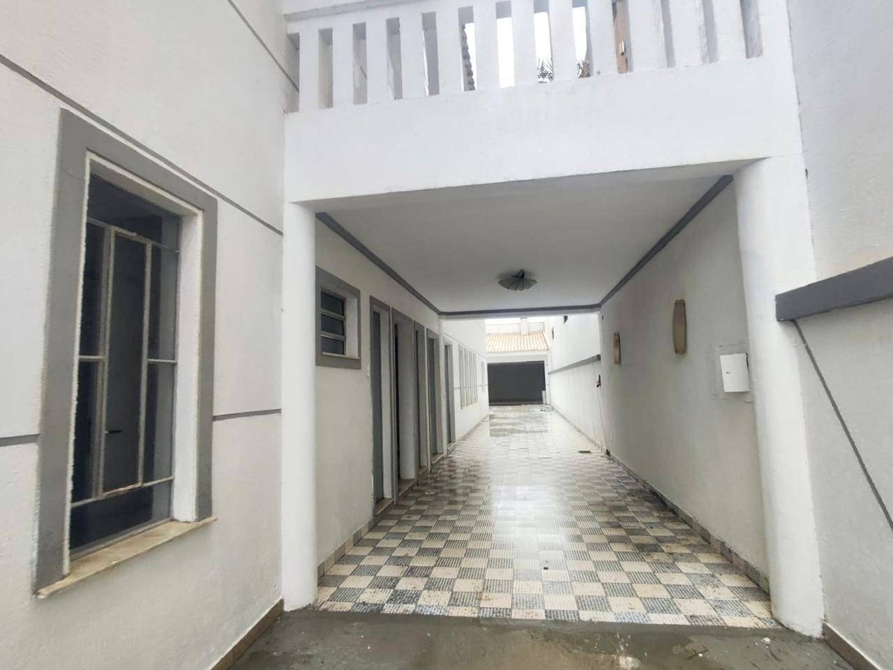 Casa Comercial para locacao no Jardim Carvalho em Ponta Grossa com 616m² por R$ 20.000,00