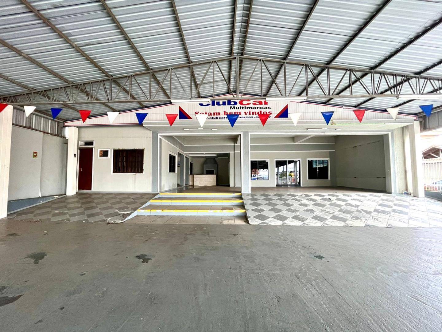 Sala para locacao no Oficinas em Ponta Grossa com 561m² por R$ 20.000,00