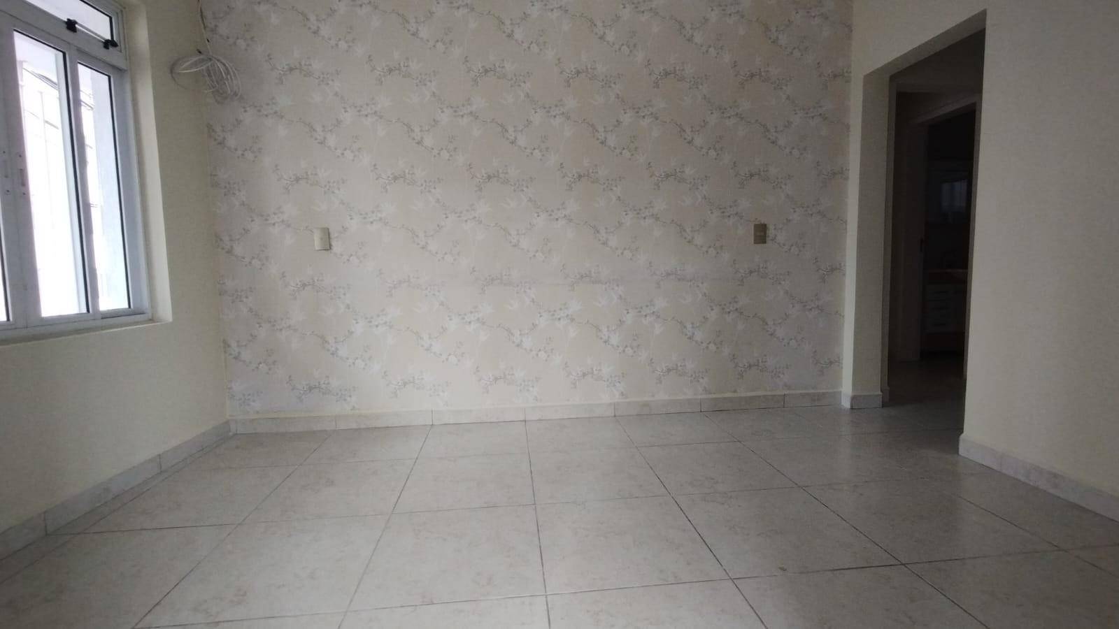 Casa Residencial para locacao no Centro em Ponta Grossa com 65m² por R$ 1.500,00