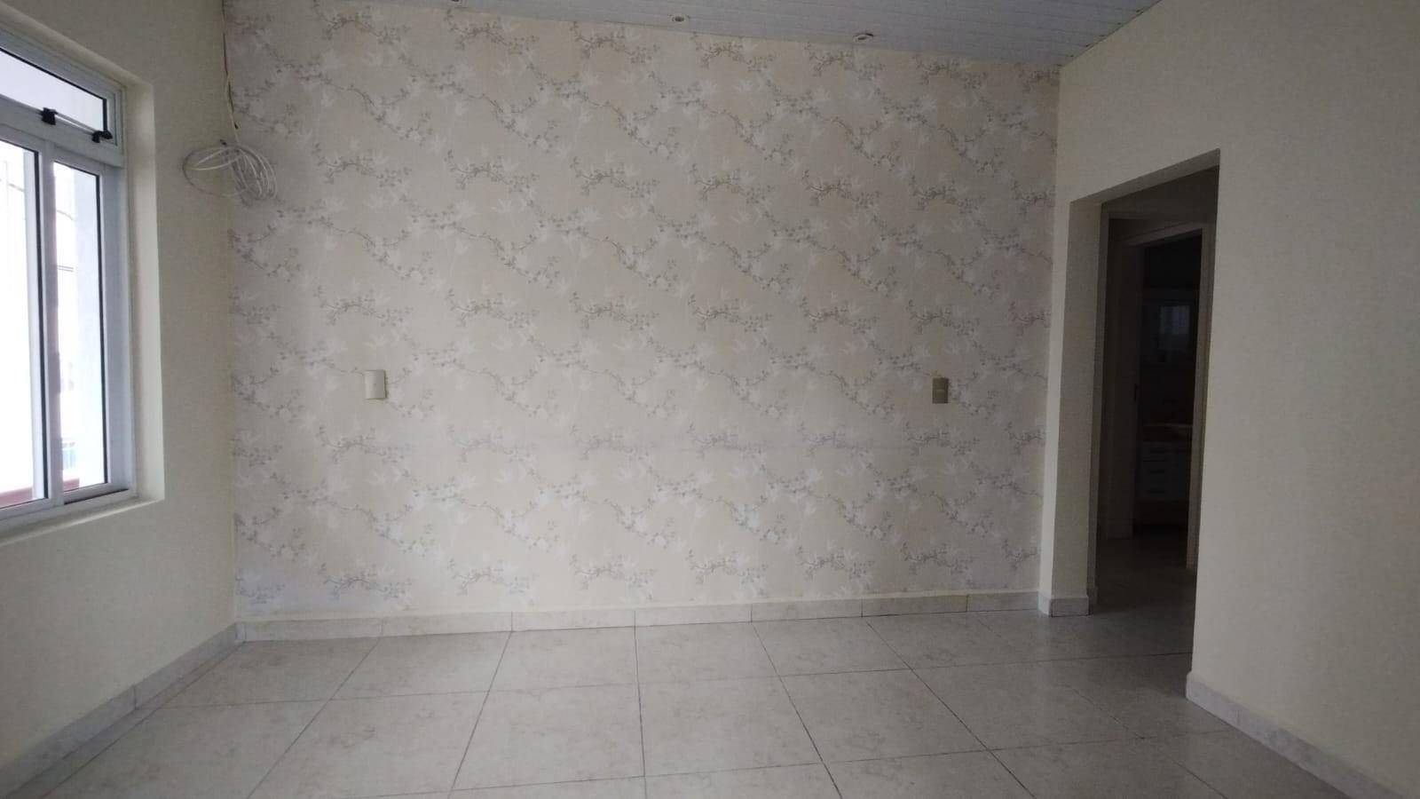Casa Residencial para locacao no Centro em Ponta Grossa com 65m² por R$ 1.500,00