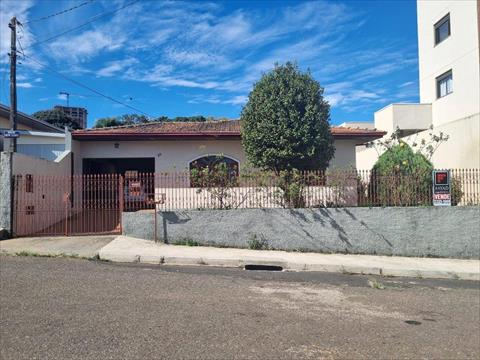 Casa para venda no Oficinas em Ponta Grossa com 462m² por R$ 590.000,00