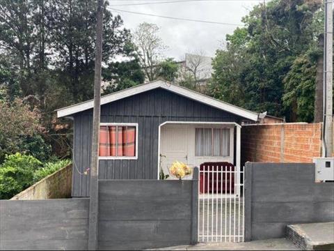 Terreno para venda no Uvaranas em Ponta Grossa com 225,2m² por R$ 210.000,00
