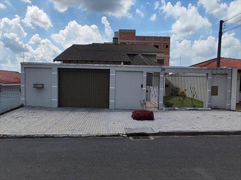 Casa para venda no Jardim Carvalho em Ponta Grossa com 495m² por R$ 1.500.000,00