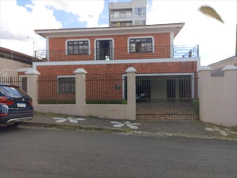 Sobrado para venda no Órfas em Ponta Grossa com 462m² por R$ 1.500.000,00
