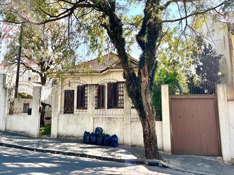 Casa para vendalocacaovenda e locacao no Centro em Ponta Grossa com 420m² por R$ 1.100.000,002.300,00