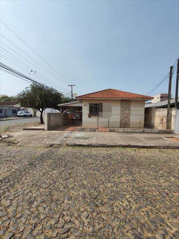 Casa para venda no Uvaranas em Ponta Grossa com 374m² por R$ 600.000,00