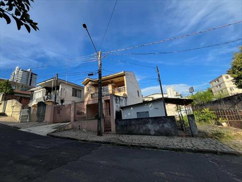Sobrado para venda no Centro em Ponta Grossa com 457,87m² por R$ 1.100.000,00