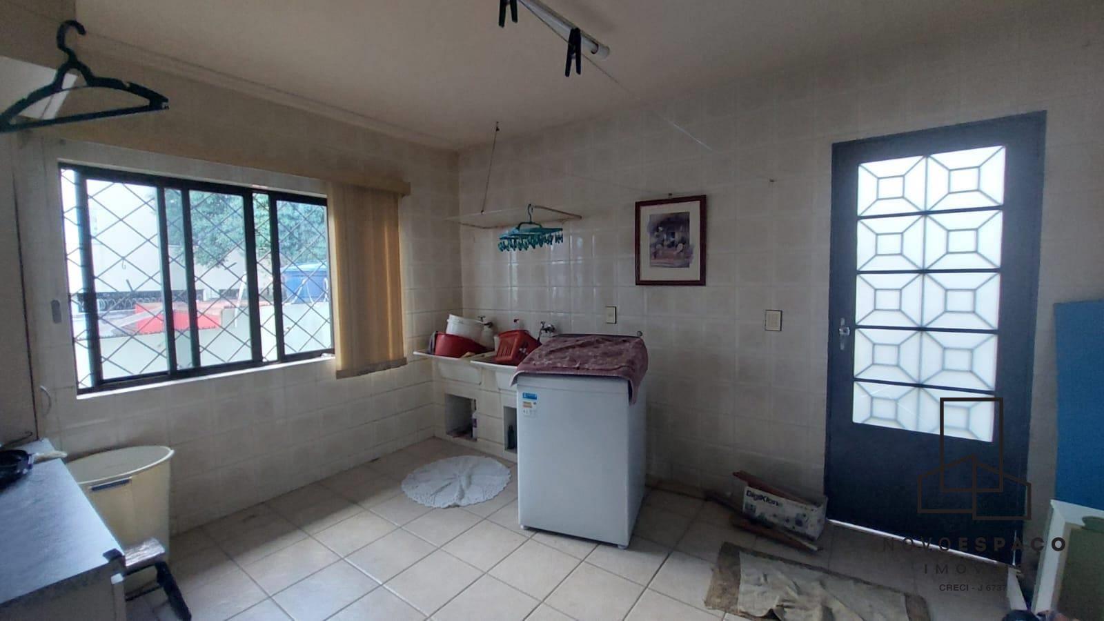 Casa Residencial para locacao no Oficinas em Ponta Grossa com 280m² por R$ 4.620,00