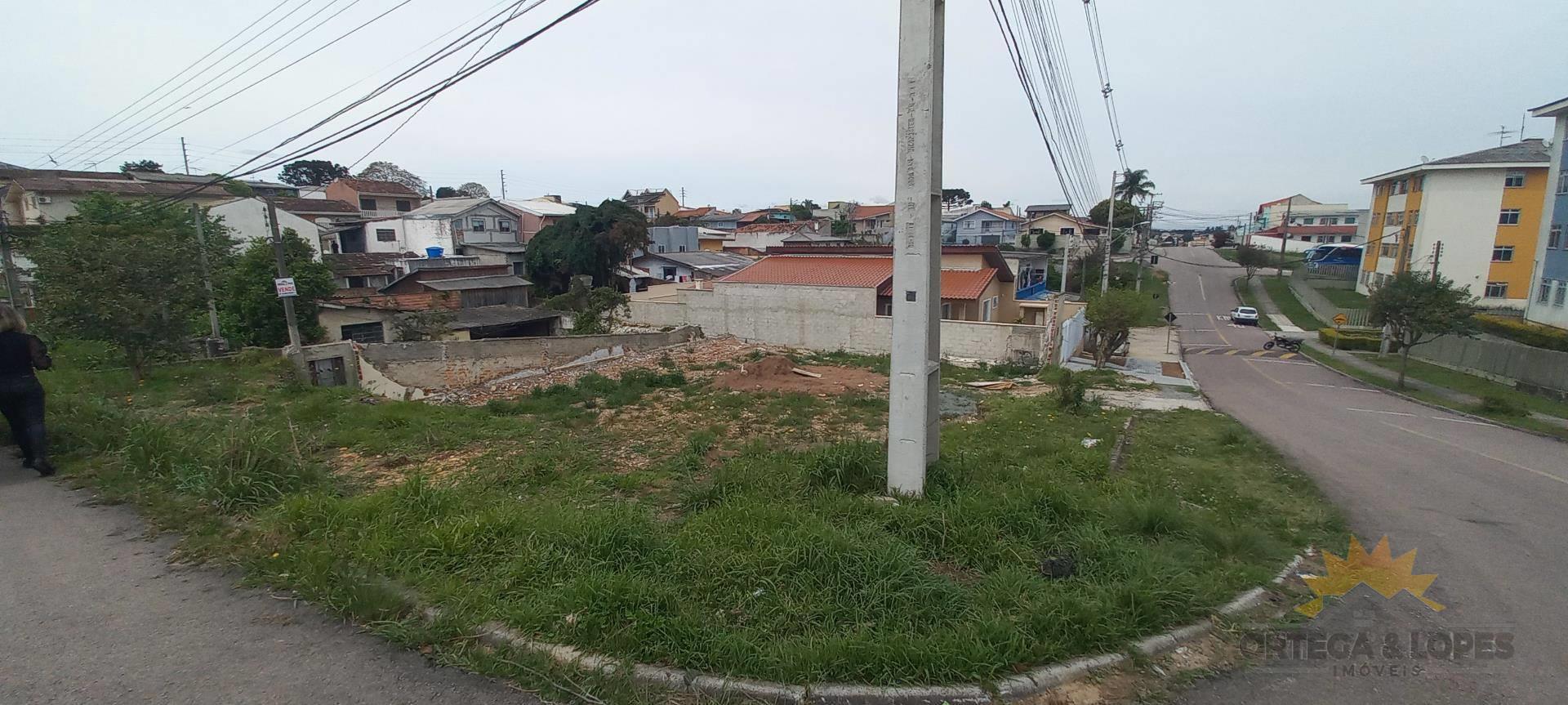 Terreno para venda no Capao Raso em Curitiba com 352m² por R$ 450000