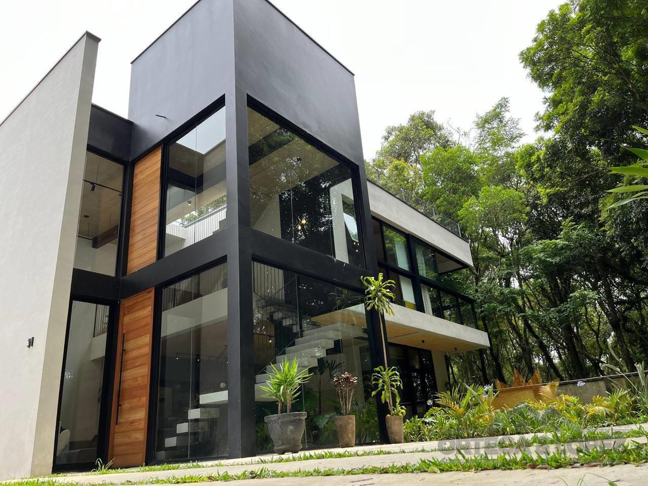 Casa Residencial para venda no Umbara em Curitiba com 232m² por R$ 1670000