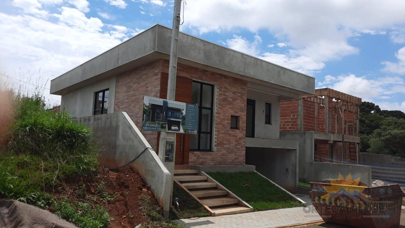 Casa Residencial para venda no bairro Roca Grande em Colombo/   com 177m² por R$ 950.000,00