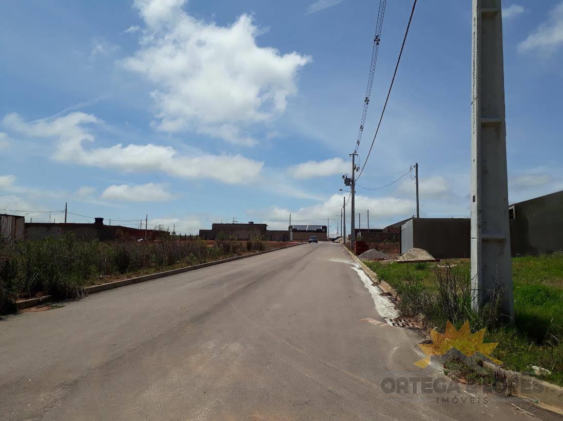 Terreno para venda no bairro Nacoes em Fazenda Rio Grande/PR com 2.200m² por R$ 235.369,00