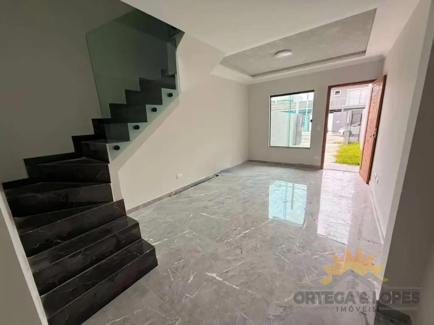 Sobrado para venda no bairro Cidade Industrial em Curitiba/   com 70m² por R$ 380.000,00