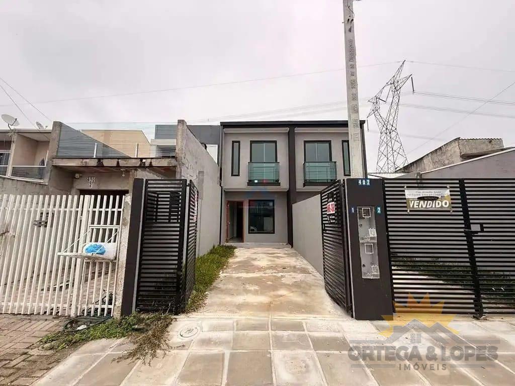 Sobrado para venda no bairro Cidade Industrial em Curitiba/   com 70m² por R$ 380.000,00