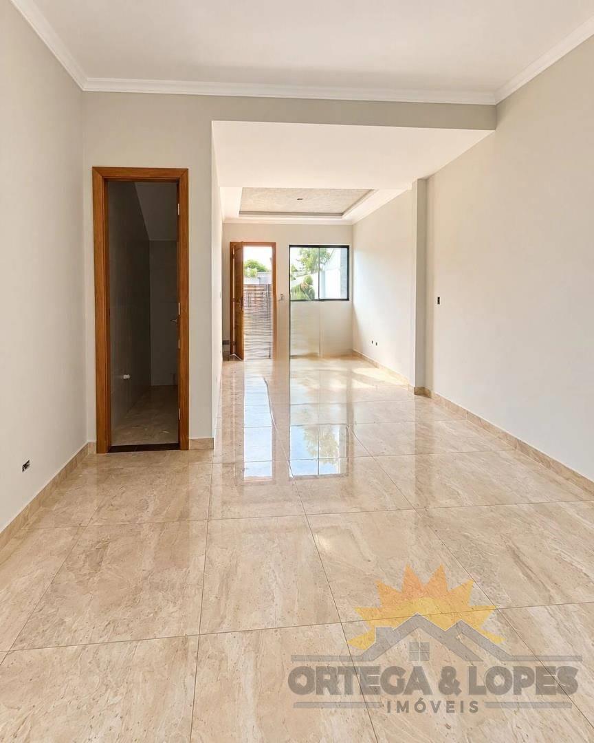 Sobrado para venda no Tatuquara em Curitiba com 82m² por R$ 420.000,00
