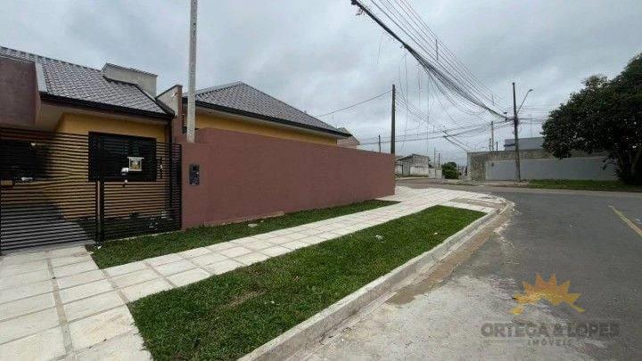 Casa Residencial para venda no Campo de Santana em Curitiba com 47m² por R$ 315000
