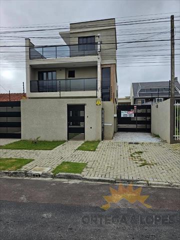 Sobrado para venda no Xaxim em Curitiba com 142m² por R$ 890000