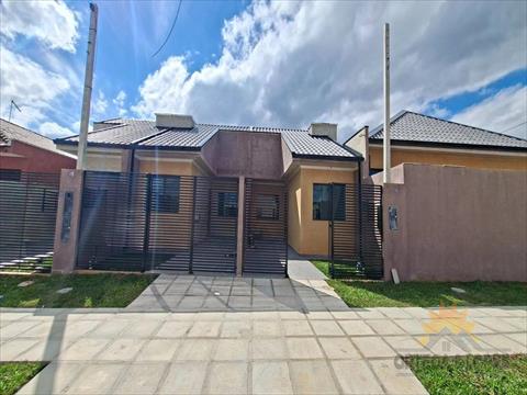 Casa Residencial para venda no Campo de Santana em Curitiba com 47m² por R$ 315000
