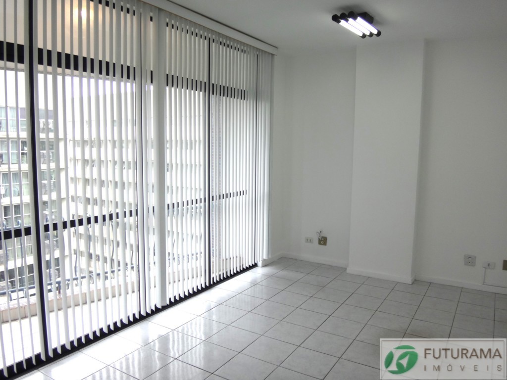 Conjunto Comercial / Sala para locacao no Centro Civico em Curitiba com 46,2m² por R$ 1.045,00