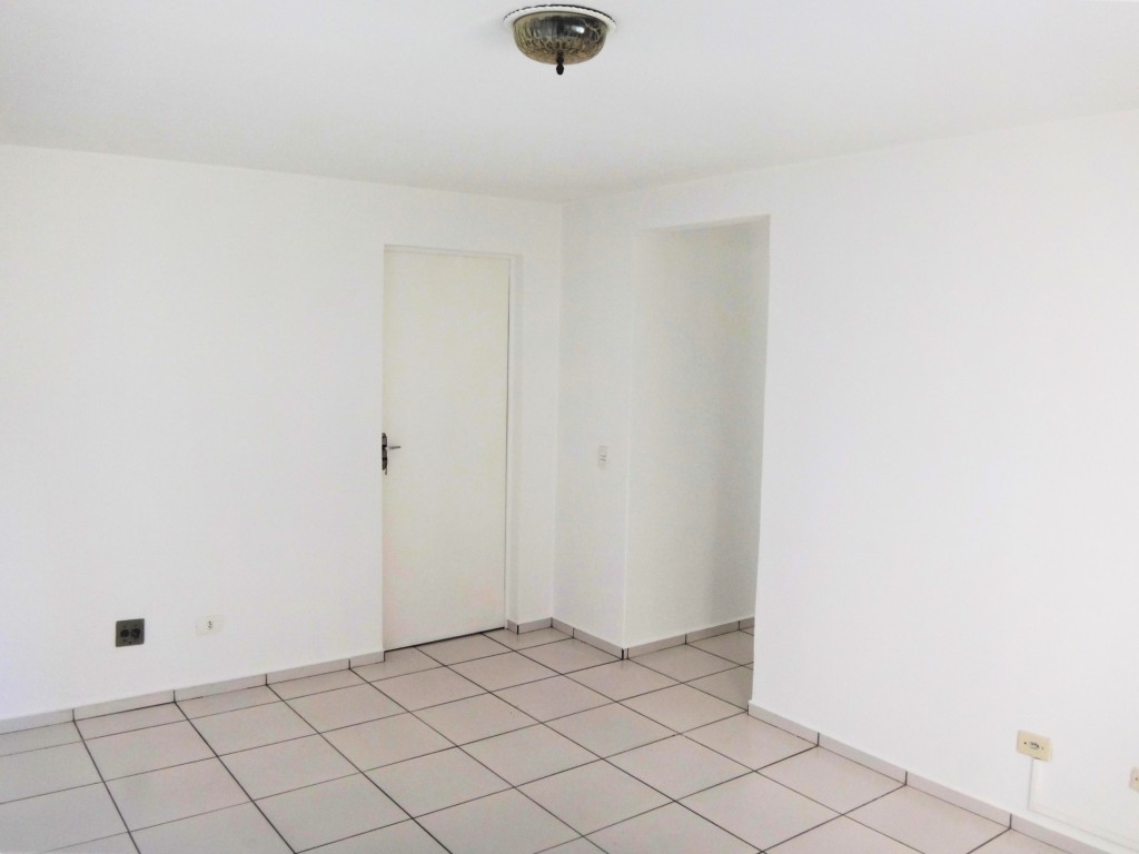 Apartamento para locacao no Bacacheri em Curitiba com 102m² por R$ 2.970,00