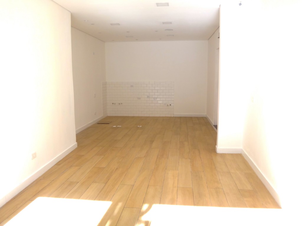Loja para locacao no Centro em Curitiba com 50m² por R$ 3.740,00