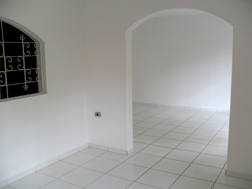 Sobrado para locacao no Pilarzinho em Curitiba com 191m² por R$ 3.520,00